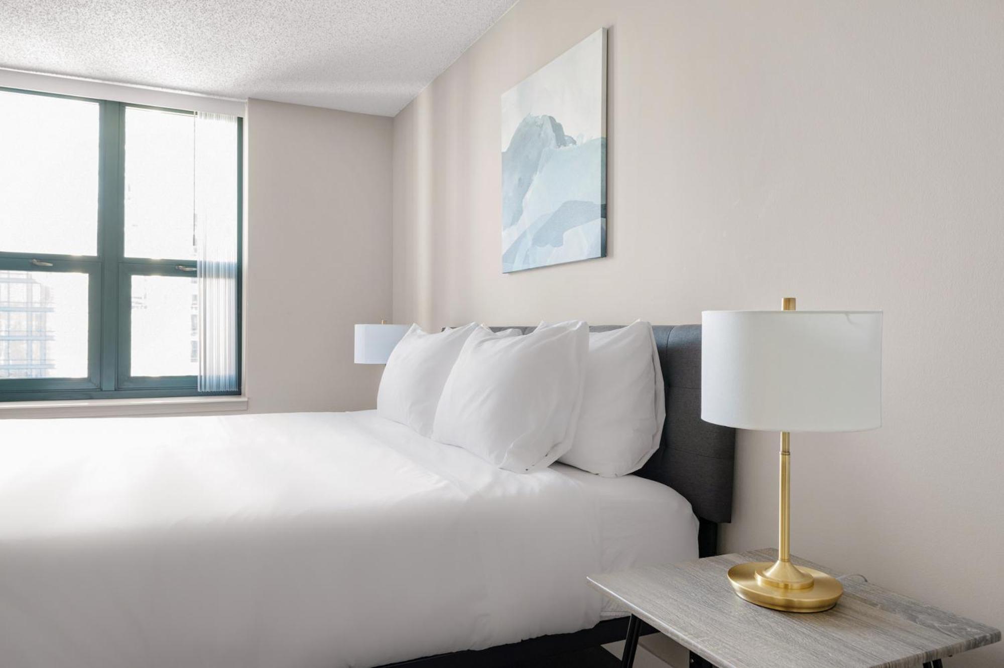 Kasa Magnificent Mile Chicago Hotel Room photo